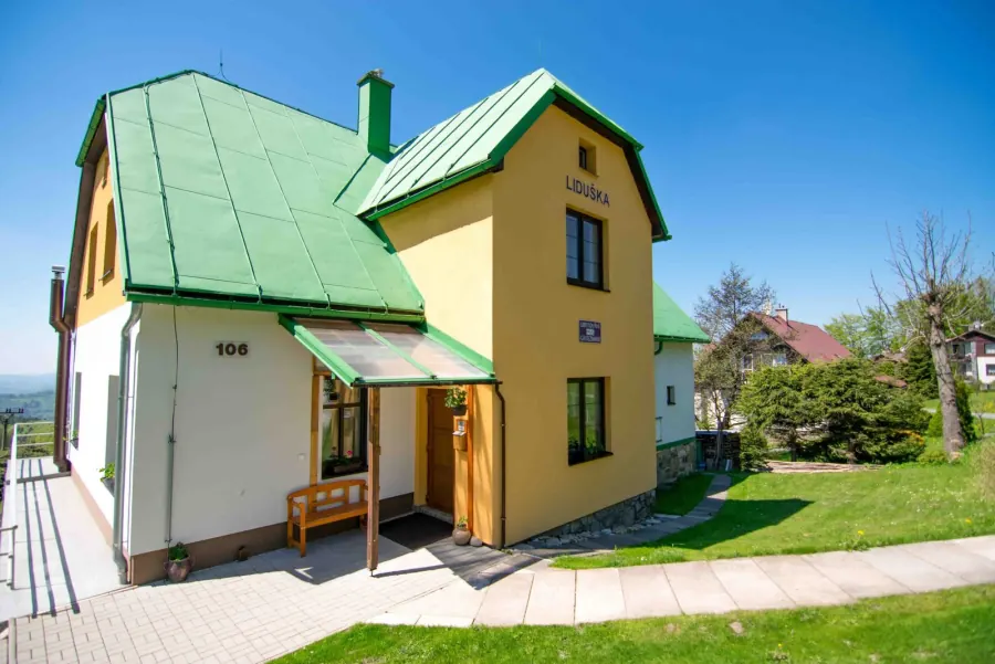 Hlavní vchod do penzionu